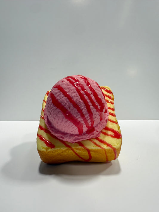 Ice Cream Bread Squishy (Strawberry)