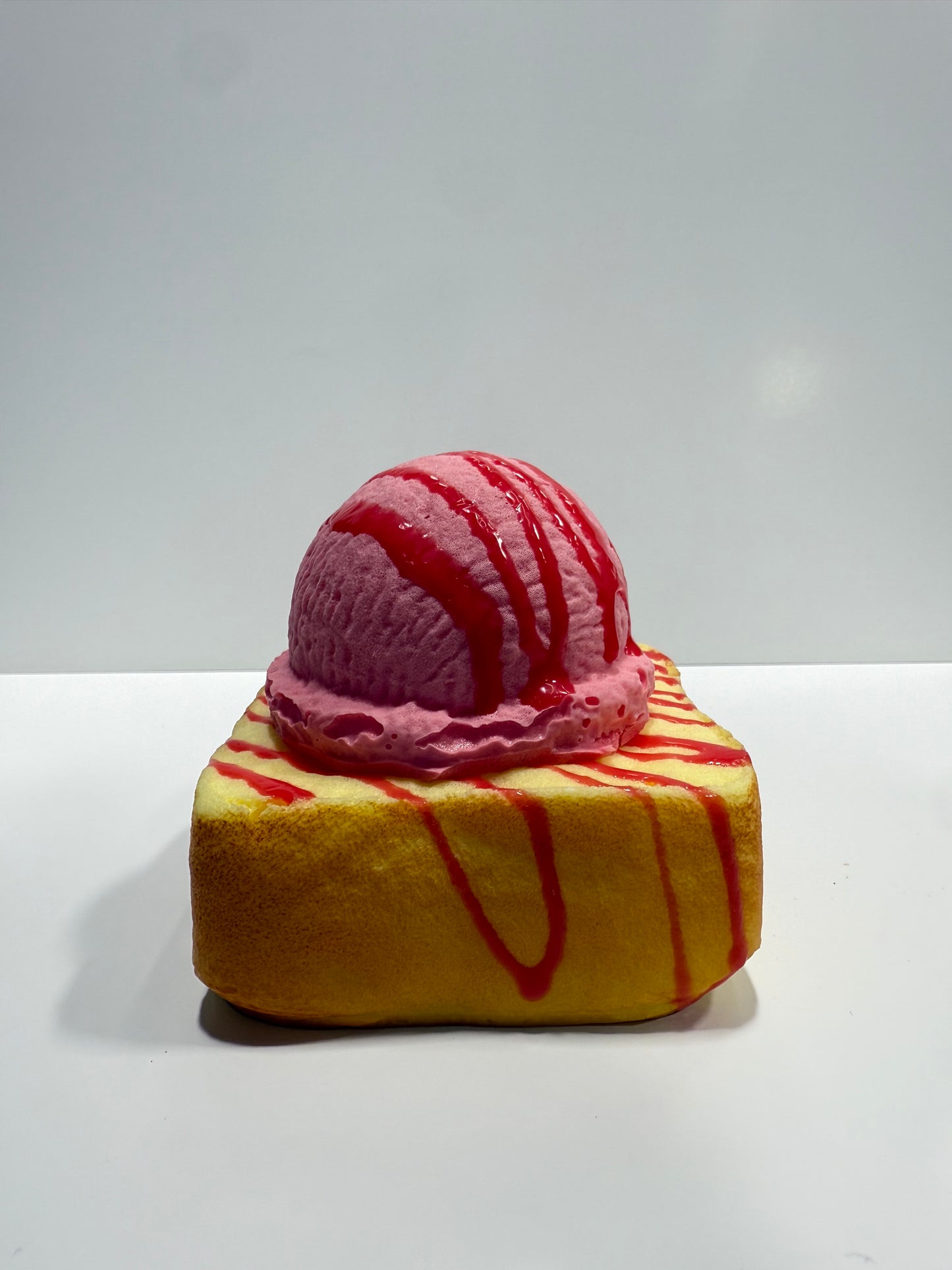 Ice Cream Bread Squishy (Strawberry)